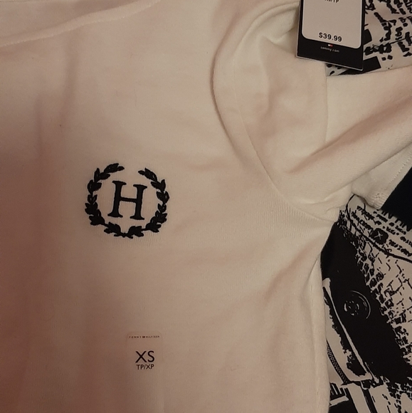 Two Hollister tops - Picture 3 of 3